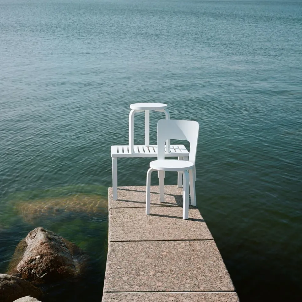 60 Hocker Gestell lackiert