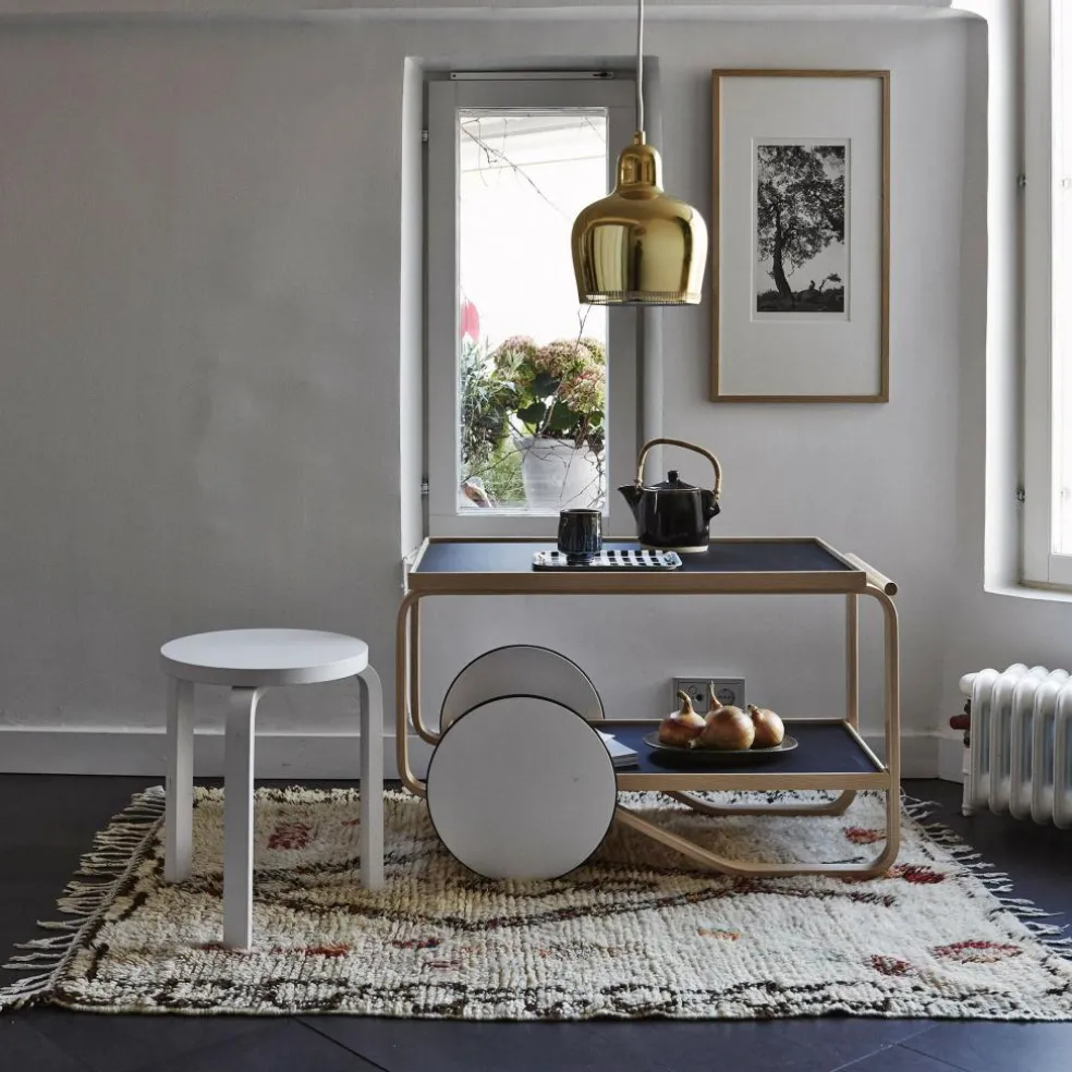 60 Hocker Gestell lackiert