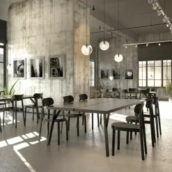 118 M Stuhl mit Muldensitz