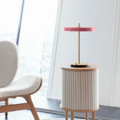 A Conversation Piece Sessel