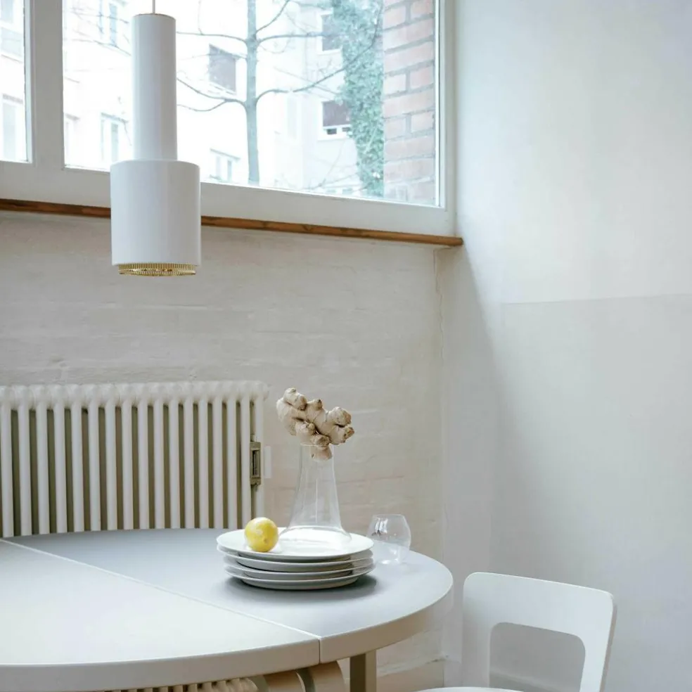 A110 Hand Grenade Pendelleuchte