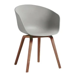 About a Chair AAC 22 2.0 Armlehnstuhl Nussbaum