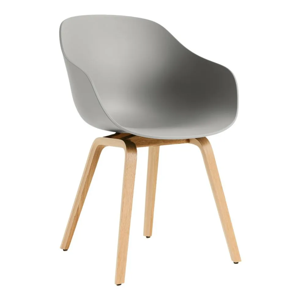 About a Chair AAC 222 2.0 Armlehnstuhl Eiche lackiert