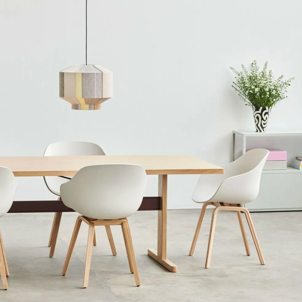 About a Chair AAC 222 2.0 Armlehnstuhl Eiche lackiert