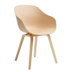 About a Chair AAC 222 2.0 Armlehnstuhl Eiche lackiert