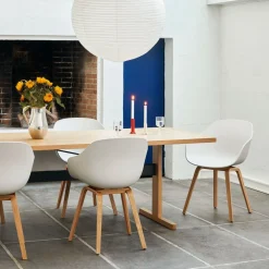 About a Chair AAC 222 2.0 Armlehnstuhl Eiche lackiert