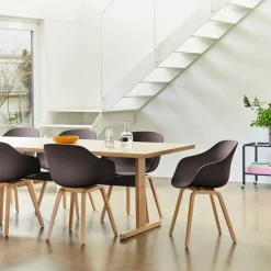 About a Chair AAC 222 2.0 Armlehnstuhl Eiche lackiert