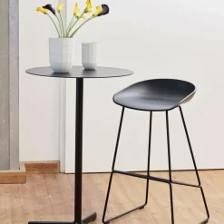 About a Stool AAS 38 2.0 Barhocker hoch Gestell schwarz
