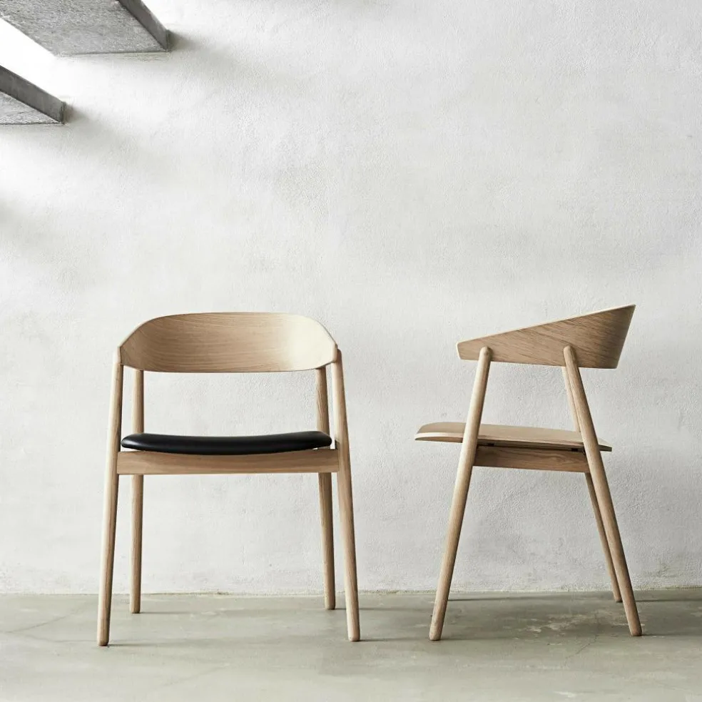 AC2 Armlehnstuhl Eiche