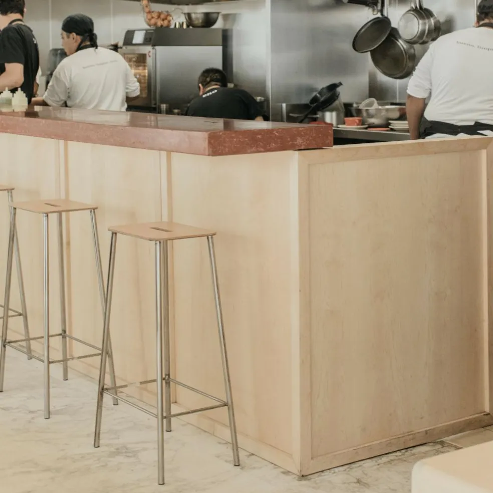 Adam Barhocker Leder