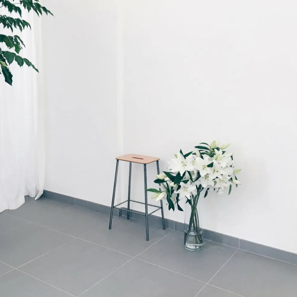 Adam Barhocker Leder