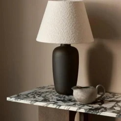 Androgyne Couchtisch Gestell Holz 120x45cm