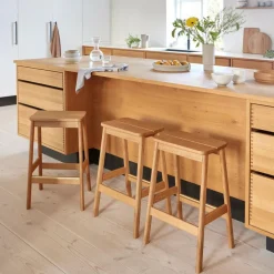 Angle Barhocker 65cm