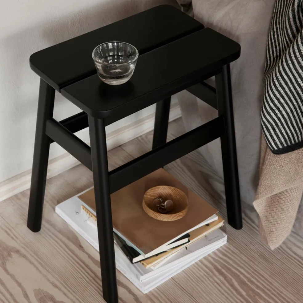 Angle Standard Hocker