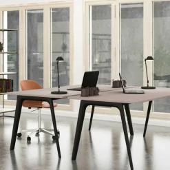 AQ01™ LED Tischleuchte