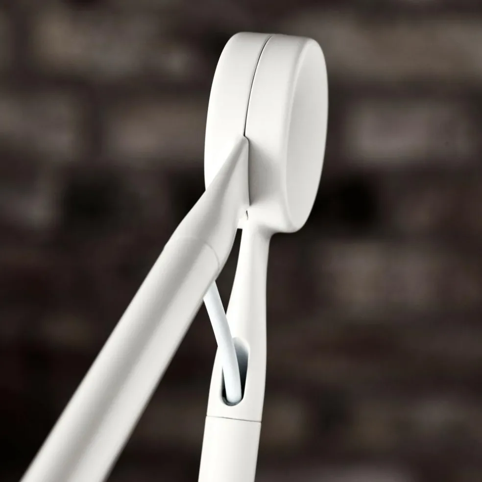 AQ01™ LED Tischleuchte