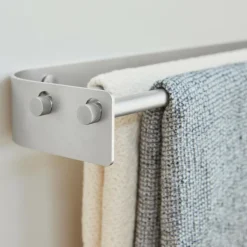 Arc Handtuchhalter zweiarmig