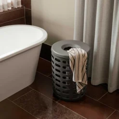 Arto Badetuch dünne Streifen 140x70cm