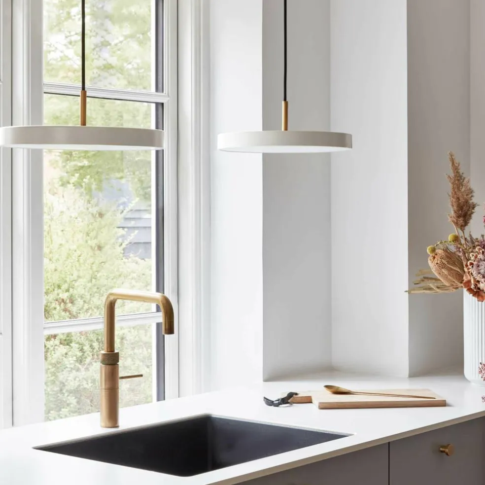 Asteria Mini LED Pendelleuchte Messing