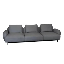 Aura 3-Sitzer Sofa mit Ottoman