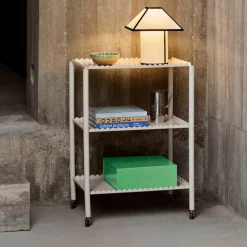 Ava Pyramid Tischleuchte