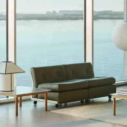 Ava Pyramid Tischleuchte