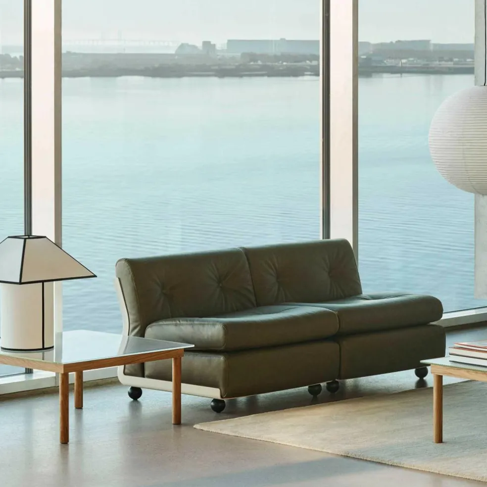 Ava Pyramid Tischleuchte