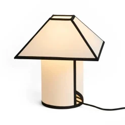 Ava Pyramid Tischleuchte