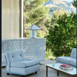 Ava Pyramid Tischleuchte