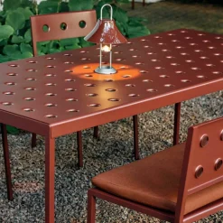 Balcony Dining  Gartenarmlehnstuhl