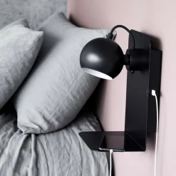 Ball Wandleuchte mit USB