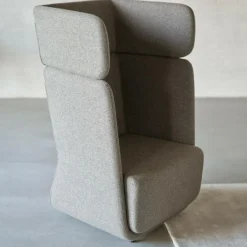 Basket Sessel mit hohem Rücken