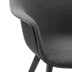 Bat Schalenstuhl Frontpolsterung Gestell Kunststoff