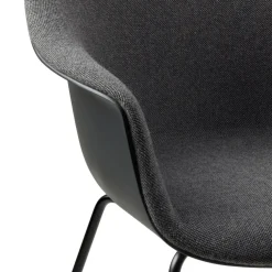 Bat Schalenstuhl Frontpolsterung Gestell konisch