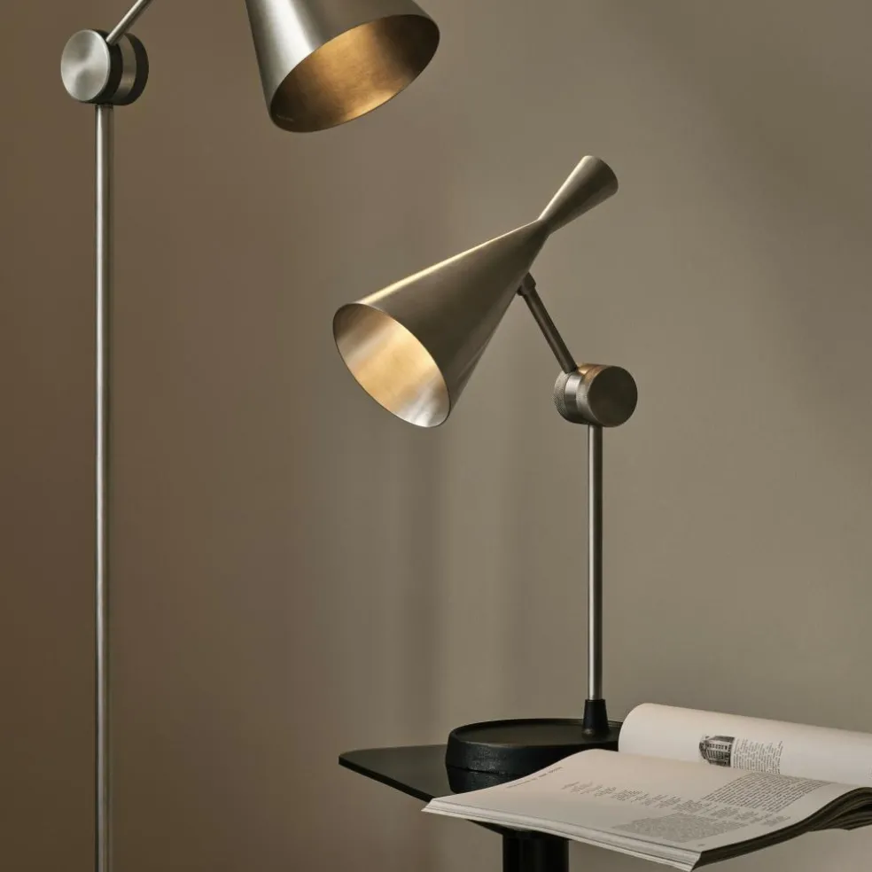 Beat Unbeaten LED Tischleuchte