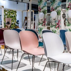 Beetle Stuhl Gestell schwarz-chrom