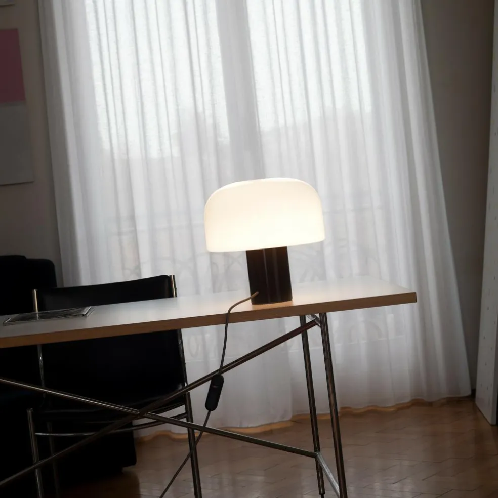 Bellhop Glass Tischleuchte