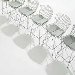 Bertoia Stuhl
