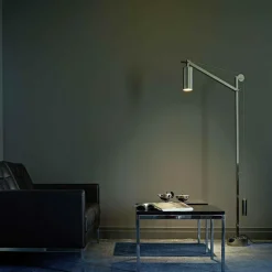 BH 23 Bauhaus Stehleuchte mit Gegengewicht