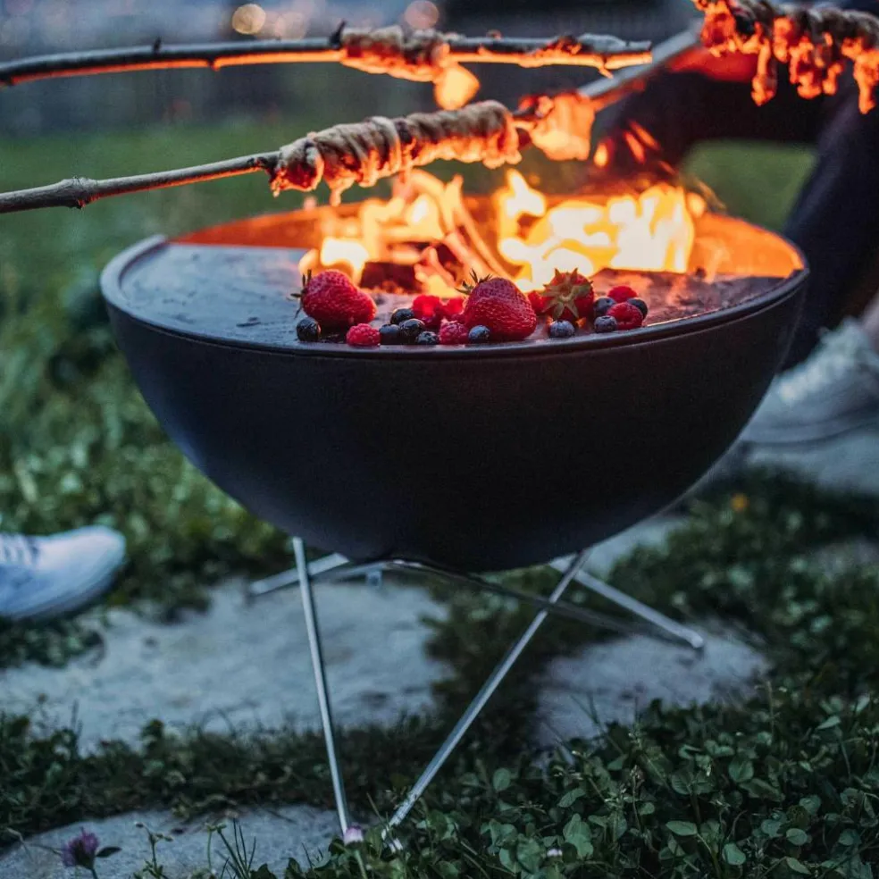Bowl 57 Feuerschale mit Sternfuß