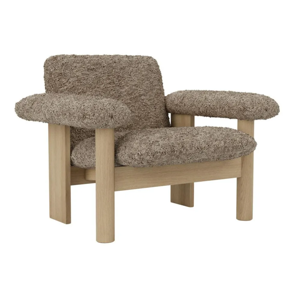 Brasilia Lounge Chair Schaffell