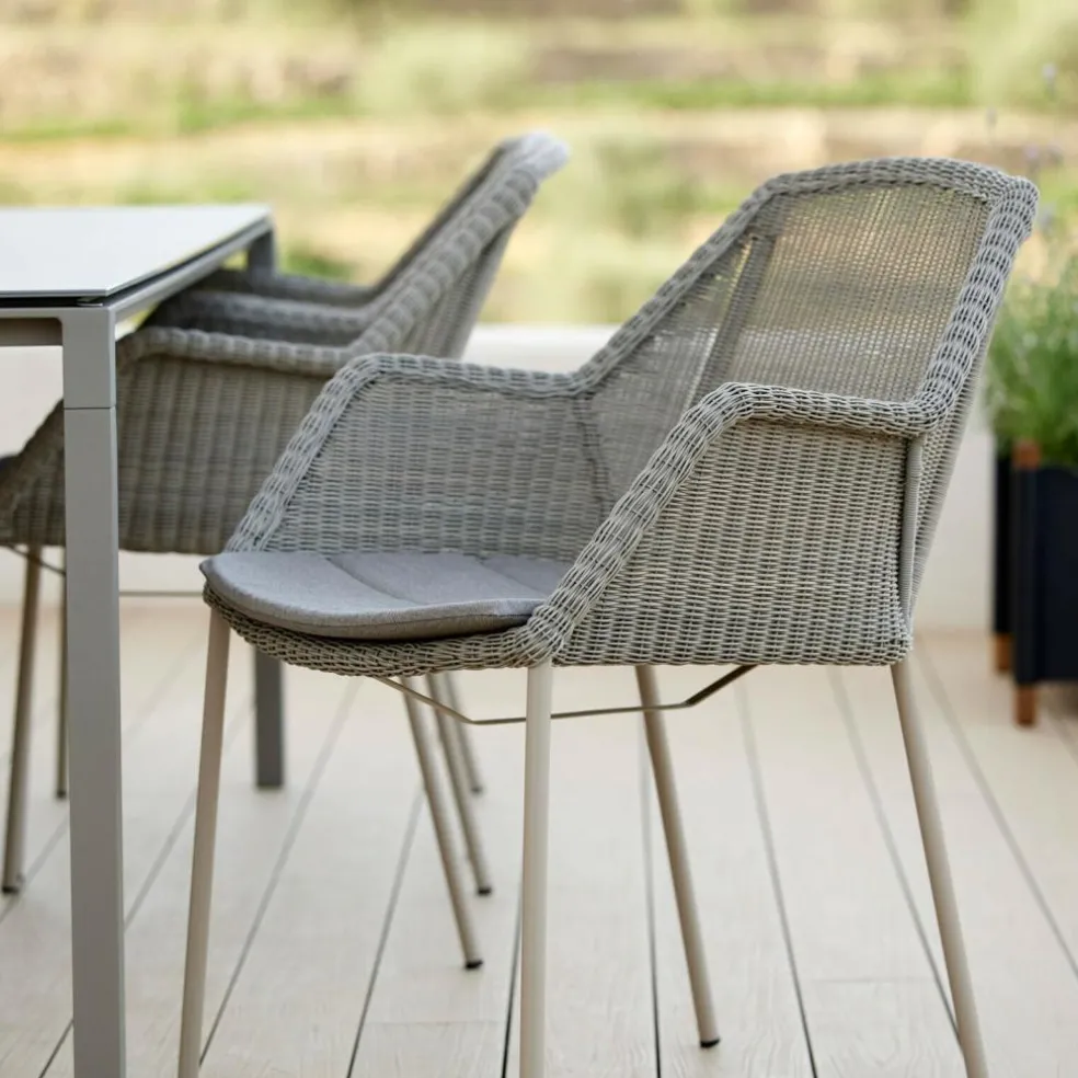 Breeze Gartenarmlehnstuhl