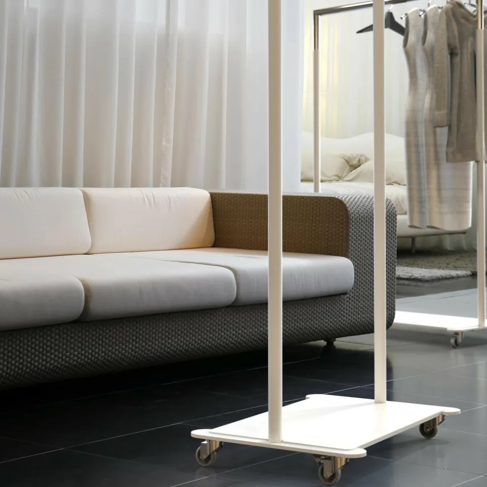 Bukto Kleiderständer mit Rollen 63,8x45x156cm