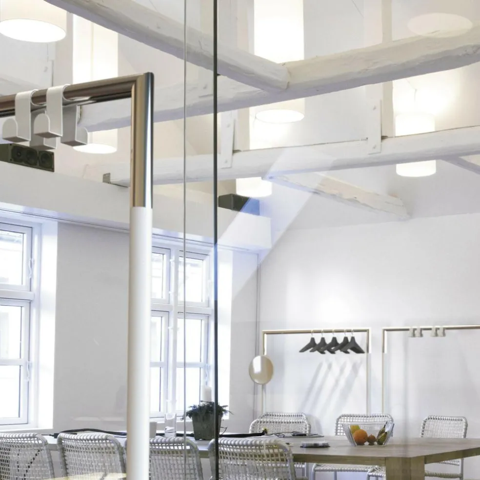 Bukto Kleiderständer mit Rollen 63,8x45x156cm