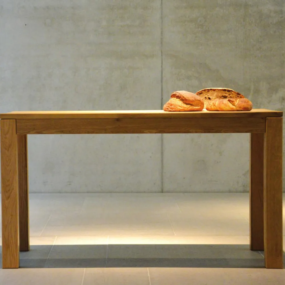 Cana Massivholz-Esstisch