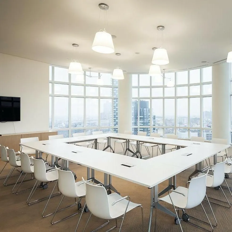 Catifa 46 0287 Armlehnstuhl einf. Kufe Chrom