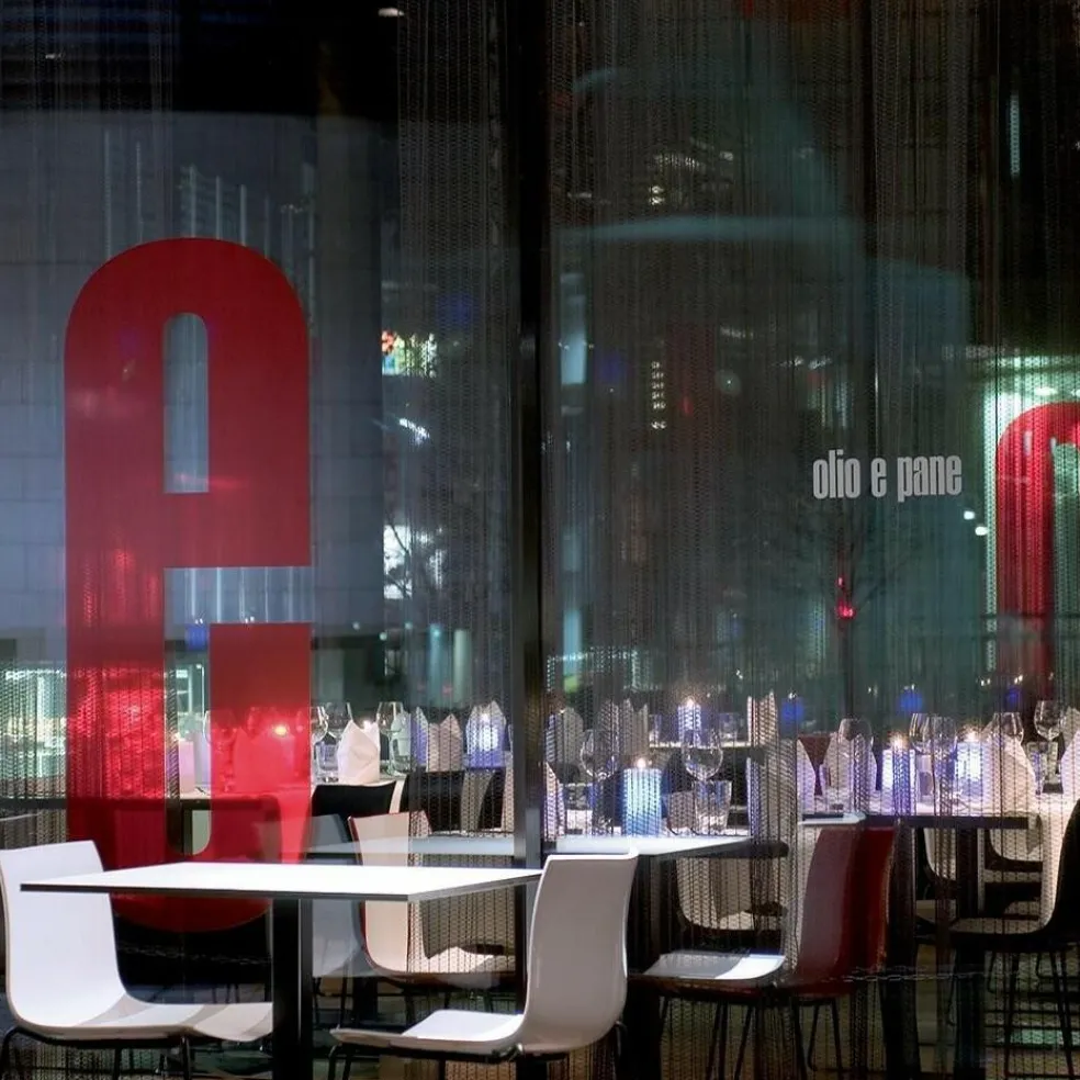 Catifa 46 0278 Stuhl einfarbig Kufe schwarz