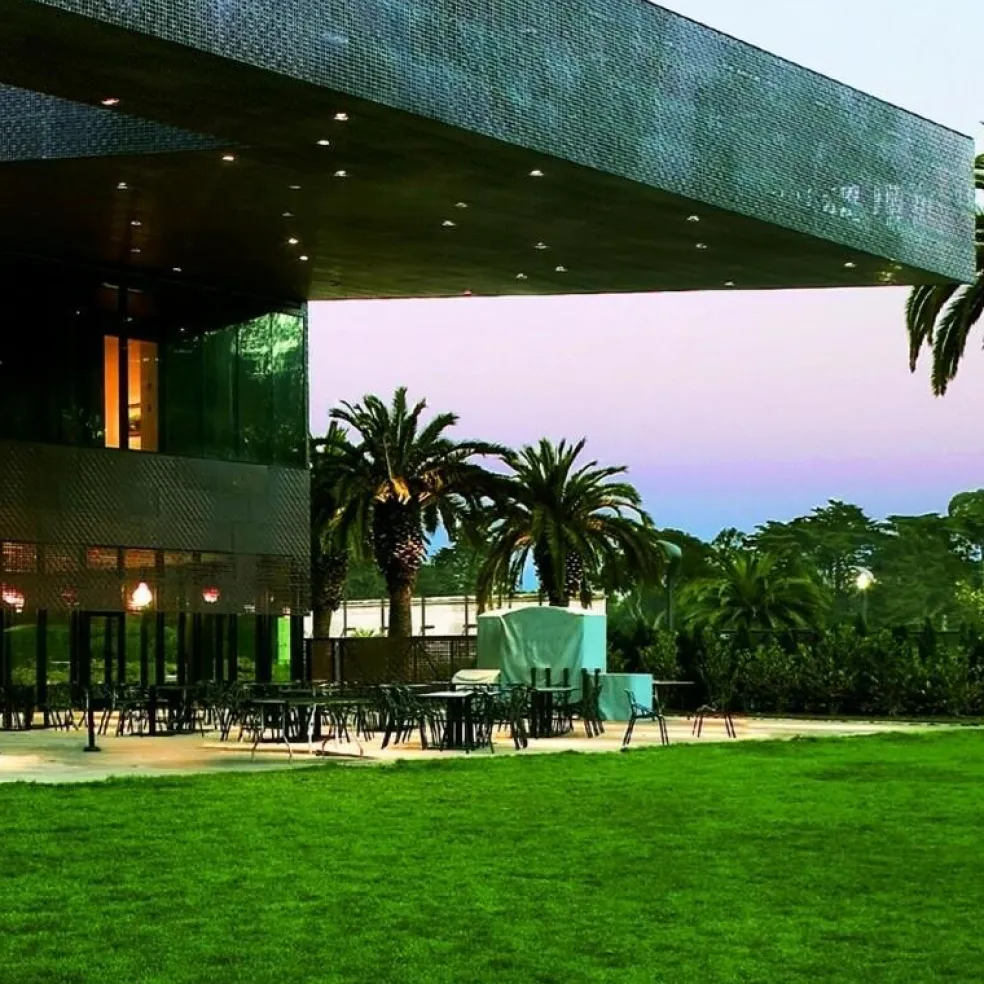 Chair One Stuhl stapelbar