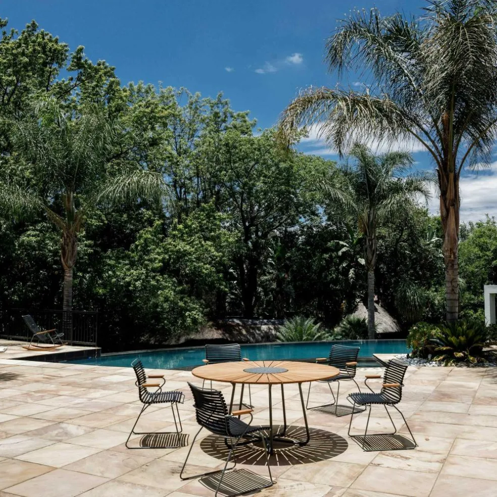 Circle Outdoor Tisch Ø 150cm