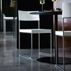 Cuba S56 Stuhl Sitzfläche Holz stapelbar